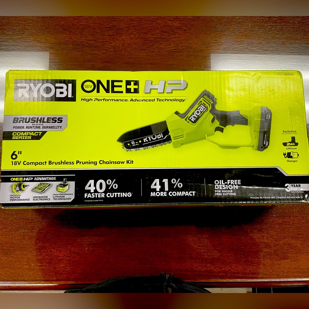 Ryobi 6” 18V Compact Brushless Pruning Chainsaw Kit